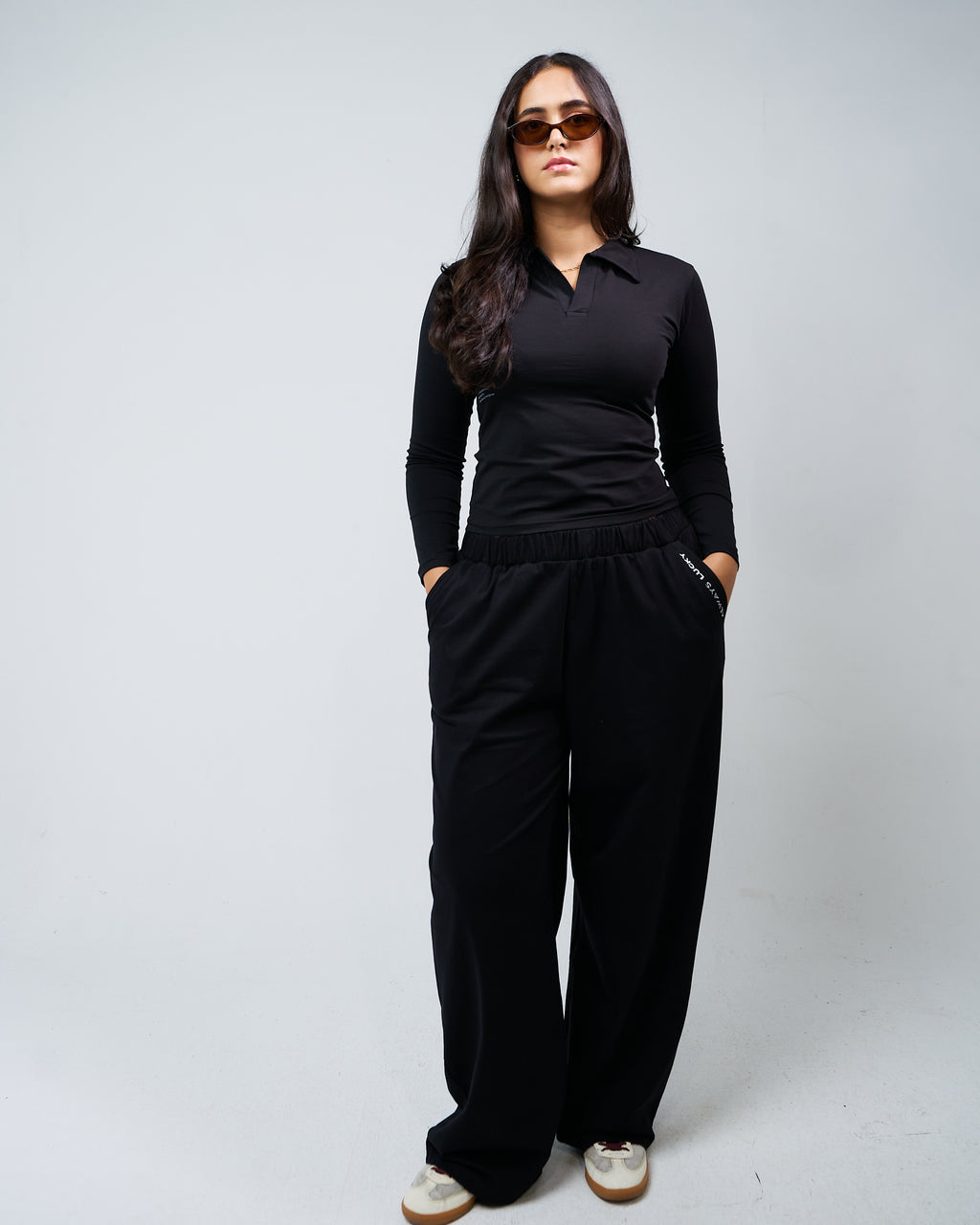 Noir Ease Contour Top